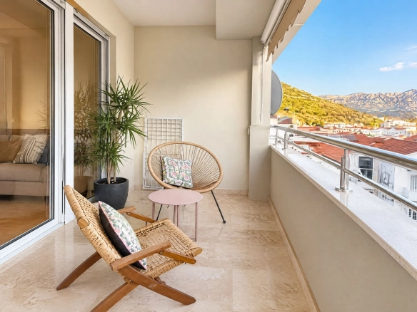 Trosoban stan 131 m² – Budva — fotografija 7