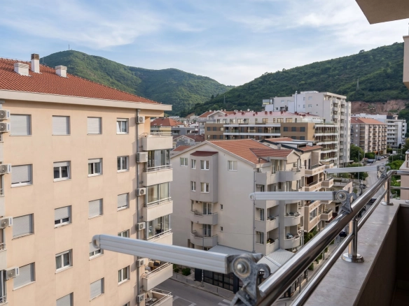 Trosoban stan 131 m² – Budva — fotografija 10