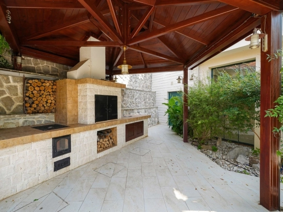 Kuća 240 m² – Donja Lastva, Tivat — fotografija 10