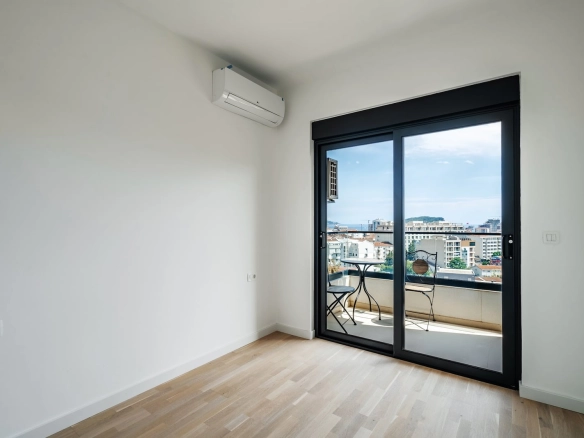 Trosoban stan 174 m² – Dubovica, Budva — fotografija 8