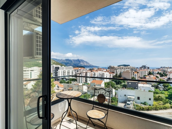 Trosoban stan 174 m² – Dubovica, Budva — fotografija 10