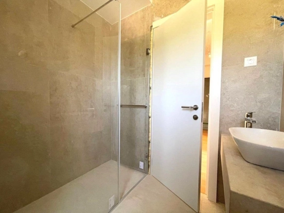 Dvosoban stan 69 m² – Bečići, Budva — fotografija 17