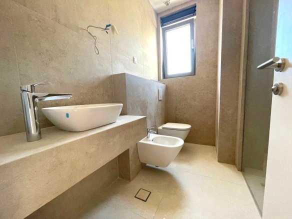 Dvosoban stan 69 m² – Bečići, Budva — fotografija 18