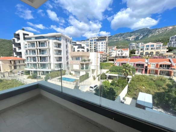Dvosoban stan 69 m² – Bečići, Budva — fotografija 19
