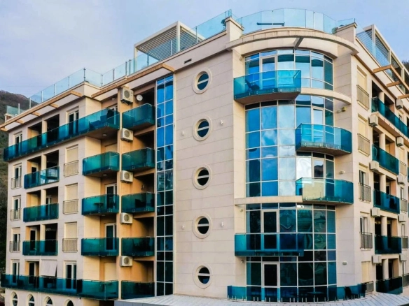 Dvosoban stan 110 m² – Pržno, Budva — fotografija 9