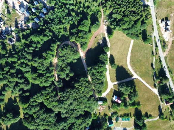 Plac 45.122 m² – Žabljak — fotografija 9