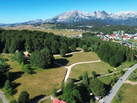 Plac 45.122 m² – Žabljak — fotografija 13