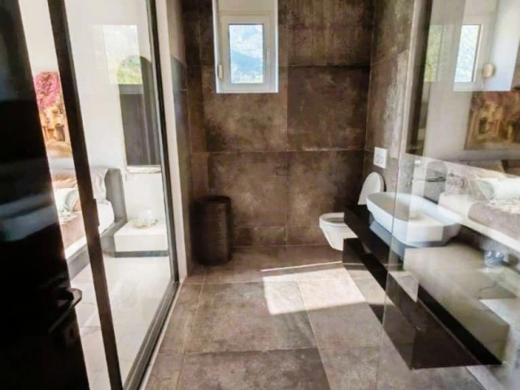 Trosoban stan 325 m² – Rafailovići, Budva — fotografija 11