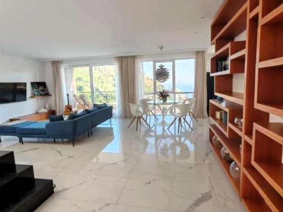 Trosoban stan 325 m² – Rafailovići, Budva — fotografija 15